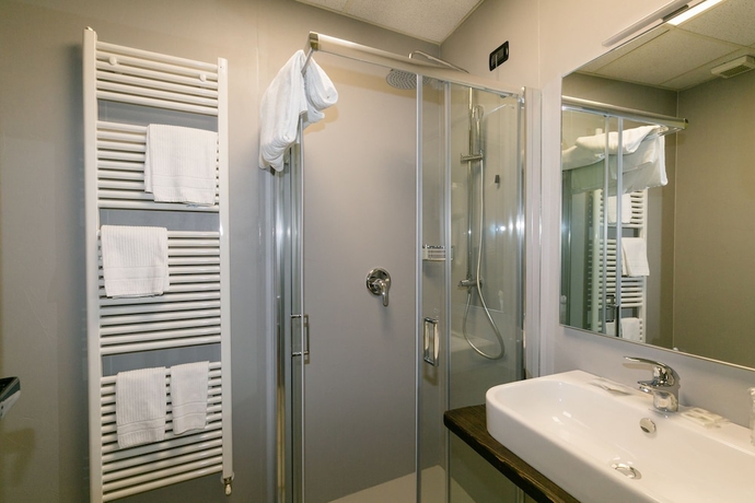 Imagen de la habitación del Hotel Mon Repos, Sirmione. Foto 10