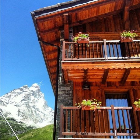 Imagen de los exteriores del Hotel Mon Reve, Breuil - Cervinia . Foto 3