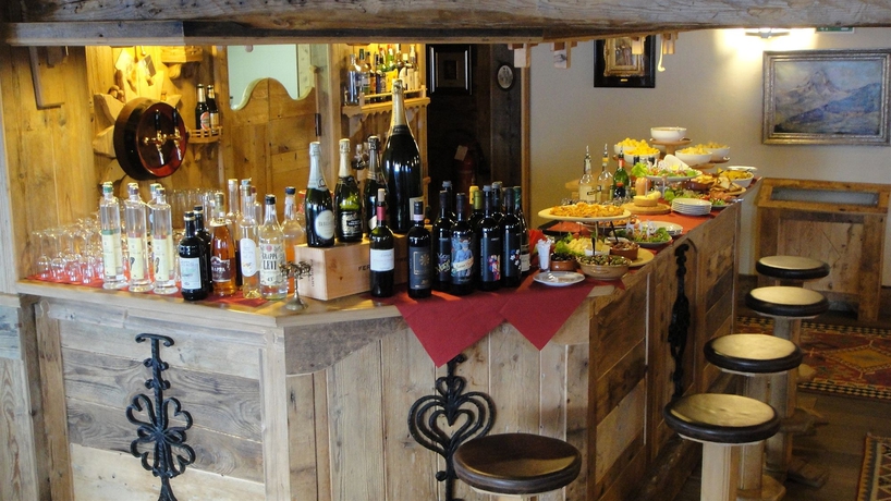 Imagen del bar/restaurante del Hotel Mon Reve, Breuil - Cervinia . Foto 1