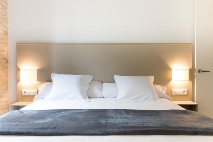 Imagen de la habitación del Hotel Mon Suites San Martín. Foto 3