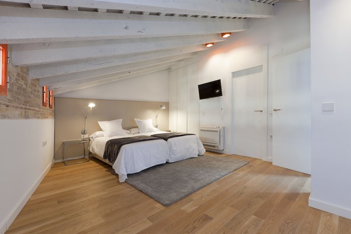 Imagen de la habitación del Hotel Mon Suites San Martín. Foto 9