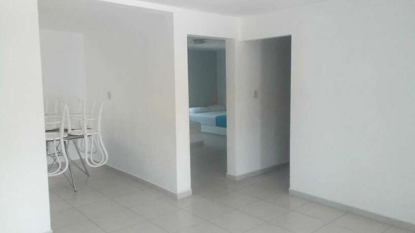 Imagen de la habitación del Hotel Mona Inn. Foto 17