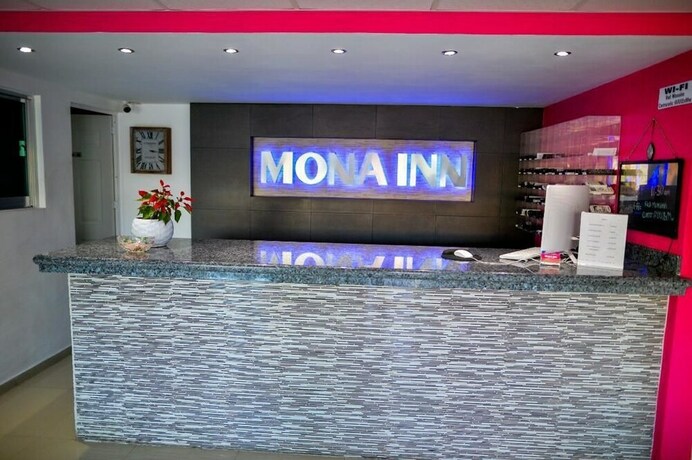 Imagen de los interiores del Hotel Mona Inn. Foto 29