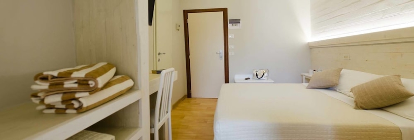 Imagen de la habitación del Hotel Mona Lisa, Cattolica. Foto 4