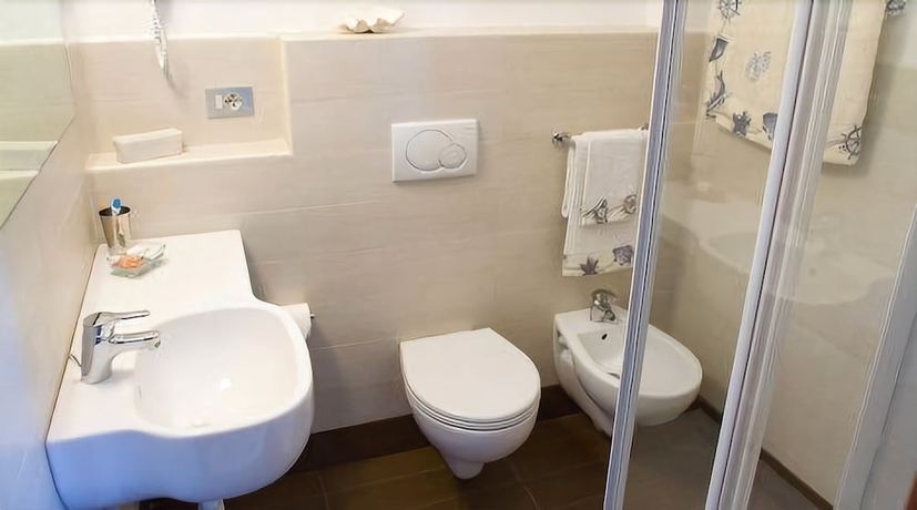 Imagen de la habitación del Hotel Mona Lisa, Cattolica. Foto 5
