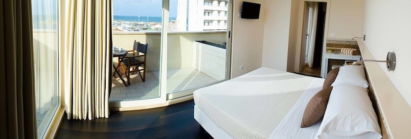 Imagen de la habitación del Hotel Mona Lisa, Cattolica. Foto 9