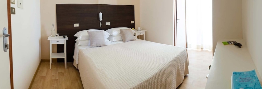 Imagen de la habitación del Hotel Mona Lisa, Cattolica. Foto 12