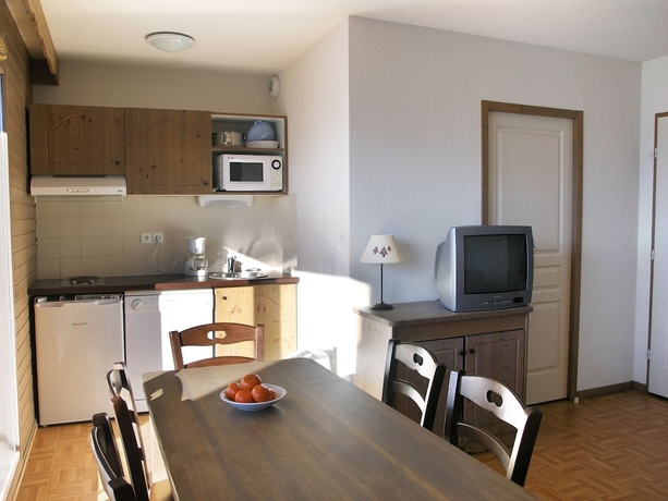 Imagen de la habitación del Hotel Mona Lisa L'ecrin Des Neiges. Foto 12