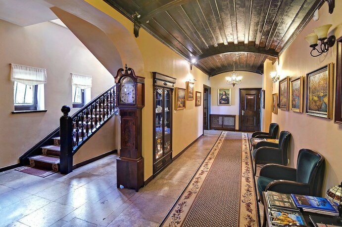 Imagen del bar/restaurante del Hotel Mona Lisa Wellness and Spa. Foto 11