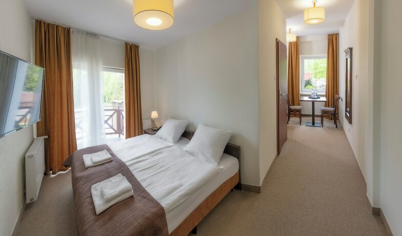 Imagen de la habitación del Hotel Mona Lisa Wellness and Spa. Foto 13