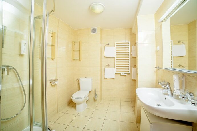 Imagen de la habitación del Hotel Mona Lisa Wellness and Spa. Foto 21