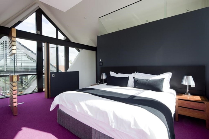 Imagen de la habitación del Hotel Mona Pavilions. Foto 13