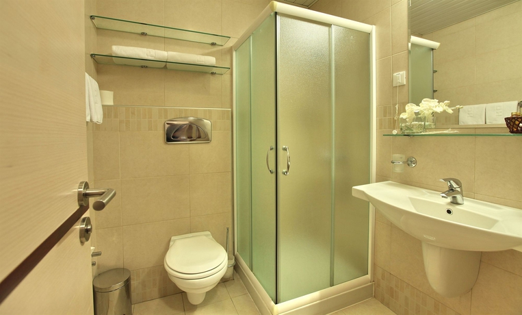 Imagen de la habitación del Hotel Mona Plaza Zlatibor. Foto 5