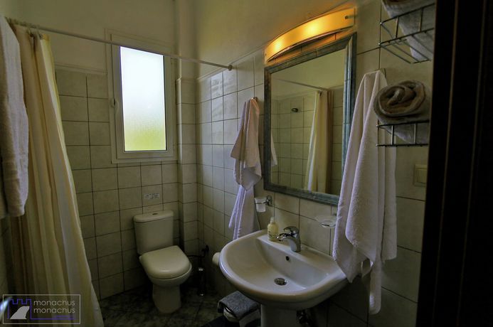 Imagen de los exteriores del Hotel Monachus Monachus Apartments. Foto 13