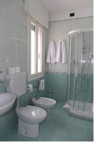 Imagen de la habitación del Hotel Monaco, Caorle. Foto 15