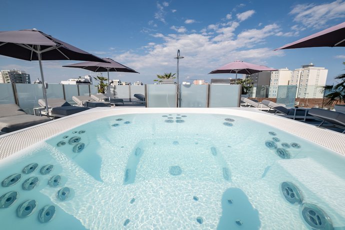 Imagen de la habitación del Hotel Monaco, Lignano Sabbiadoro. Foto 8