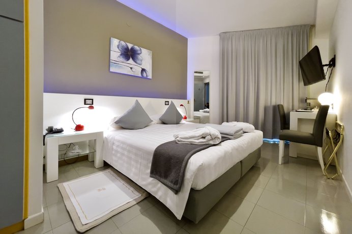 Imagen de la habitación del Hotel Monaco, Lignano Sabbiadoro. Foto 15