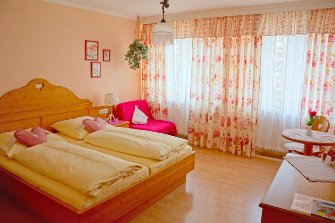 Imagen de la habitación del Hotel Monaco, Munich. Foto 10