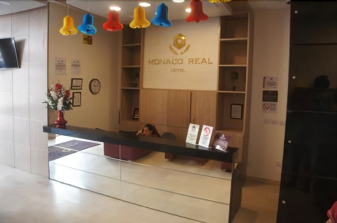 Imagen de los interiores del Hotel Monaco Real. Foto 15