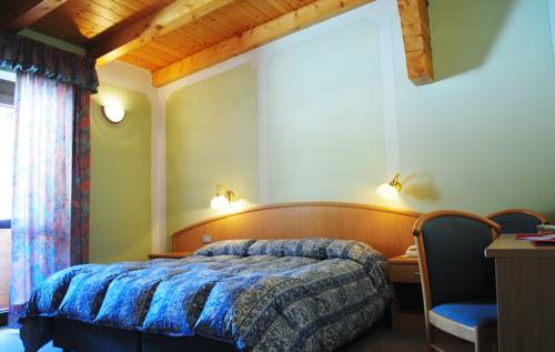 Imagen de la habitación del Hotel Monaco Sport. Foto 4