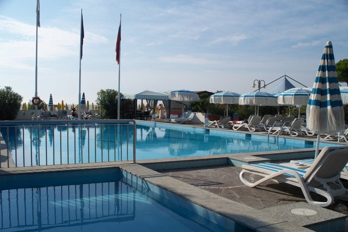 Imagen general del Hotel Monaco and Quisisana. Foto 2