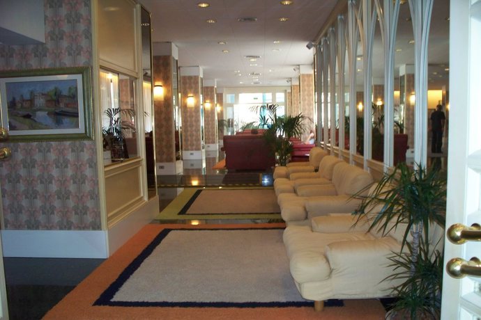 Imagen general del Hotel Monaco and Quisisana. Foto 9