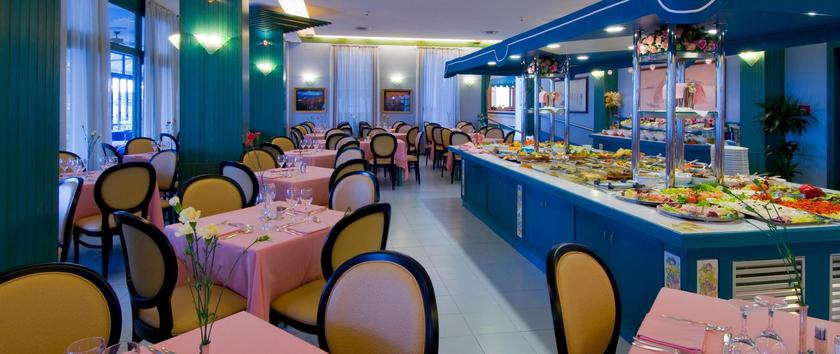 Imagen general del Hotel Monaco and Quisisana. Foto 12