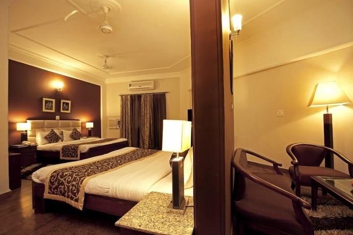 Imagen de la habitación del Hotel Monal Resort. Foto 8