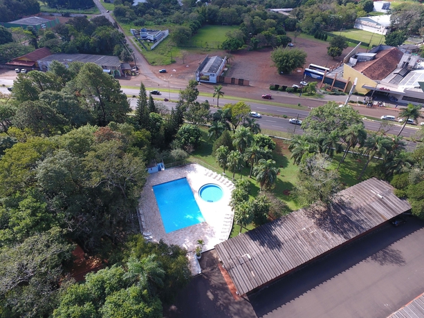 Imagen de la piscina del Hotel Monalisa. Foto 17