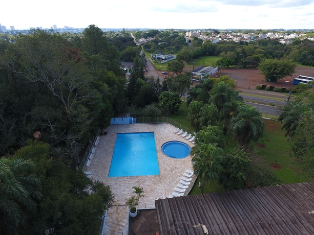 Imagen de la piscina del Hotel Monalisa. Foto 18
