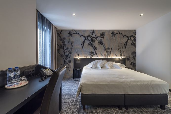 Imagen de la habitación del Hotel Monarc, Ostende. Foto 3