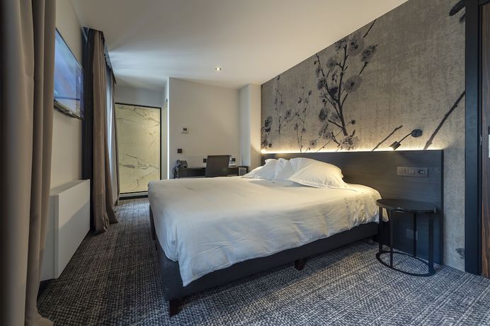 Imagen de la habitación del Hotel Monarc, Ostende. Foto 10