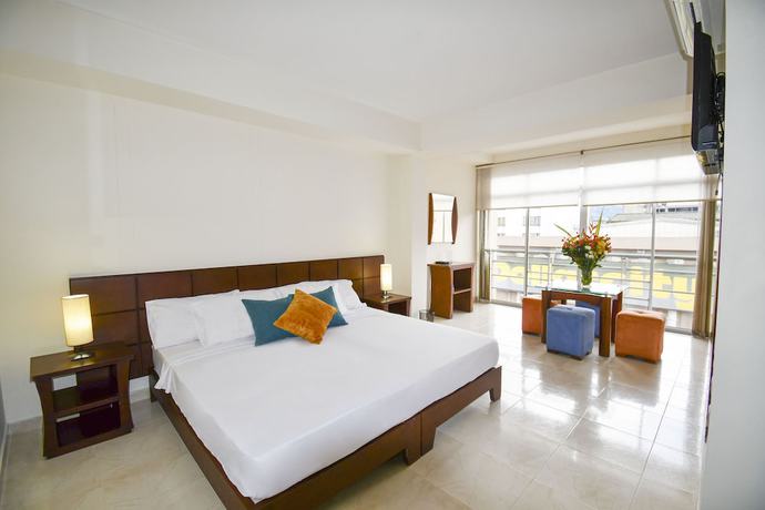Imagen general del Hotel Monarca, Armenia. Foto 1