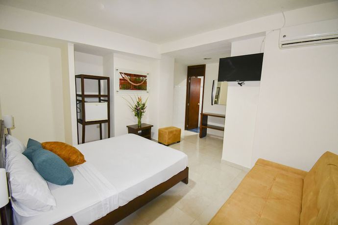 Imagen de la habitación del Hotel Monarca. Foto 7