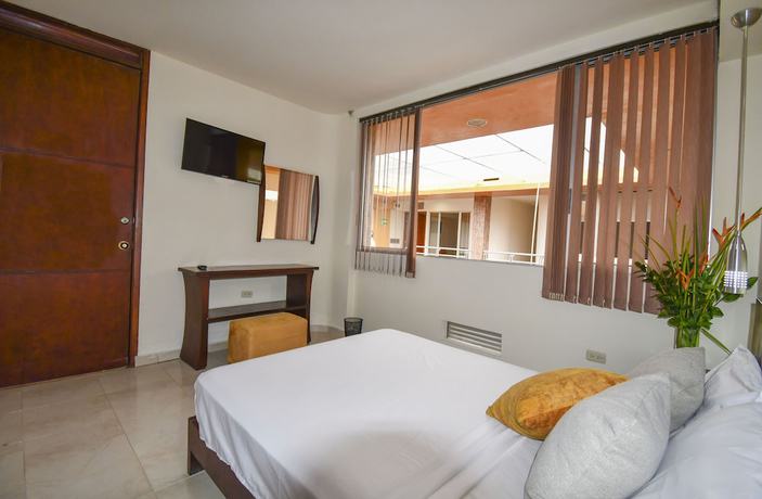 Imagen de la habitación del Hotel Monarca. Foto 14