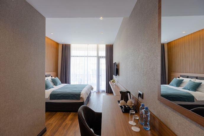 Imagen de la habitación del Hotel Monarch, Batumi. Foto 5