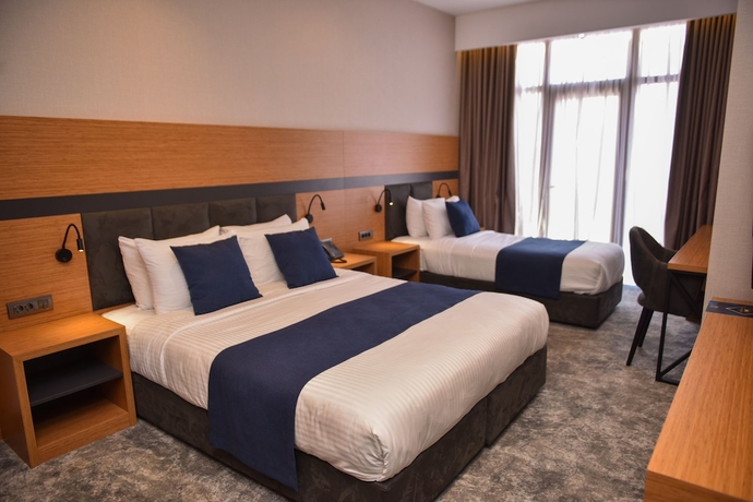 Imagen de la habitación del Hotel Monarch, Batumi. Foto 9
