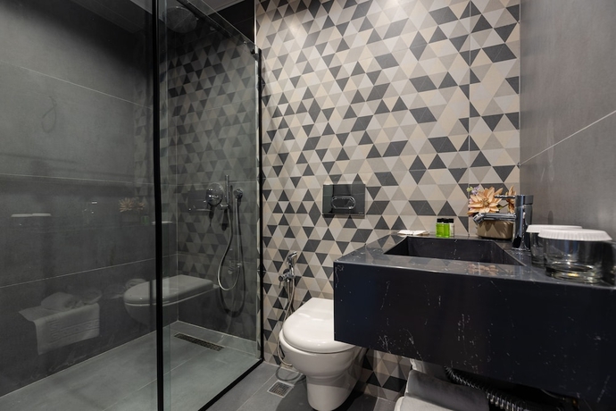 Imagen de la habitación del Hotel Monarch, Batumi. Foto 15