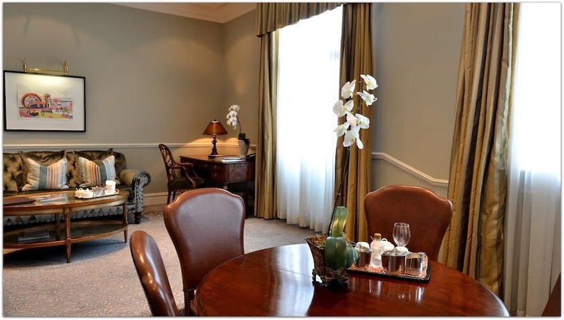 Imagen de la habitación del Hotel Monarch, Johannesburgo. Foto 15