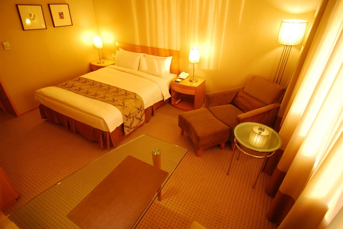 Imagen de los interiores del Hotel Monarch Plaza. Foto 4