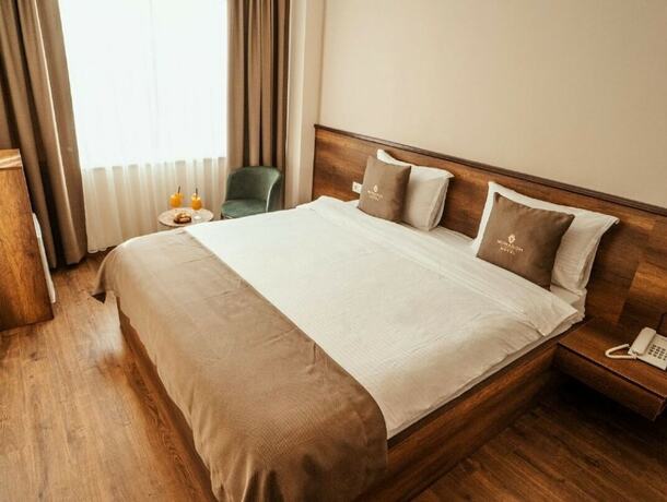 Imagen de la habitación del Hotel Monarch, Prizren. Foto 6