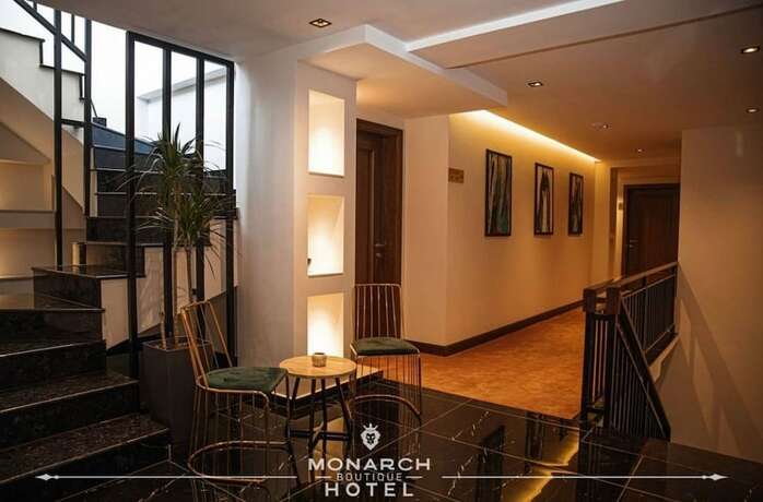 Imagen general del Hotel Monarch, Prizren. Foto 2