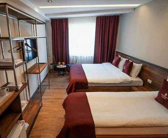 Imagen de la habitación del Hotel Monarch, Prizren. Foto 9