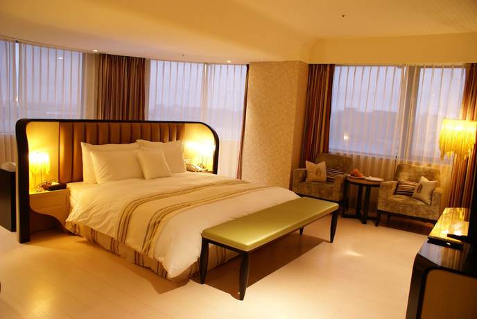 Imagen de la habitación del Hotel Monarch Skyline Hotel. Foto 6