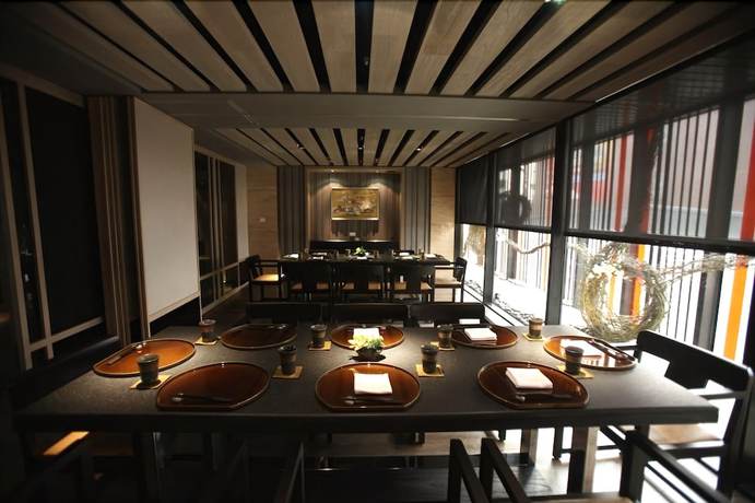 Imagen del bar/restaurante del Hotel Monarch Skyline Hotel. Foto 4