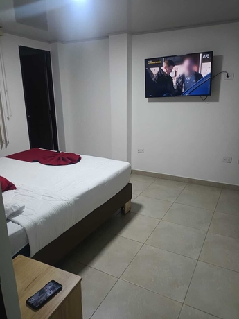 Imagen de la habitación del Hotel Monarka. Foto 9