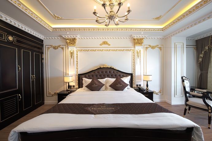 Imagen de la habitación del Hotel Monarque. Foto 5