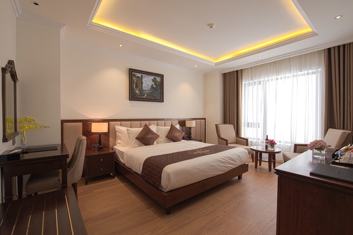 Imagen de la habitación del Hotel Monarque. Foto 6