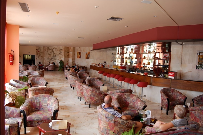 Imagen del bar/restaurante del Hotel Monarque Fatimi Mahdia. Foto 9