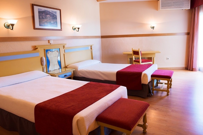 Imagen general del Hotel Monarque Torreblanca. Foto 6